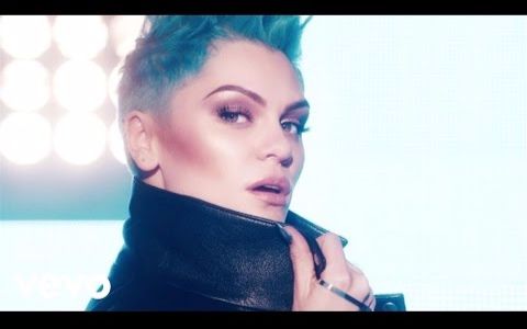 [图]【新歌速递】【Jessie J】Can'tTakeMyEyesOffYou x MakeUpForEver(Offica