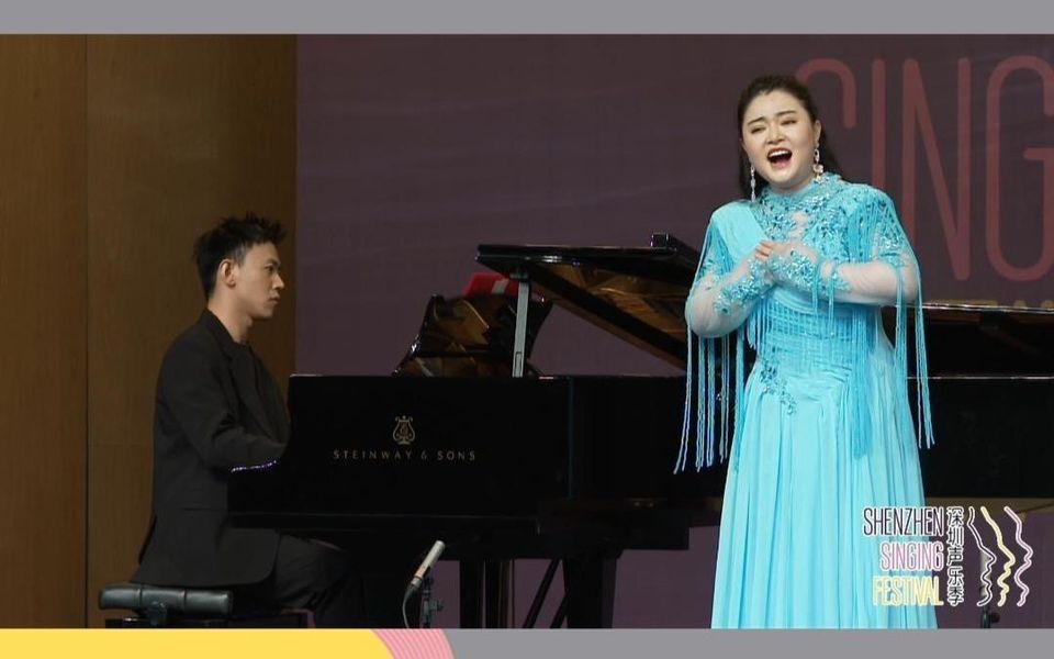 [图]中国著名歌剧选曲专场音乐会，王兴表演曲目《恨似高山仇似海》——选自歌剧《白毛女》，艺术指导：叶王飞老师。