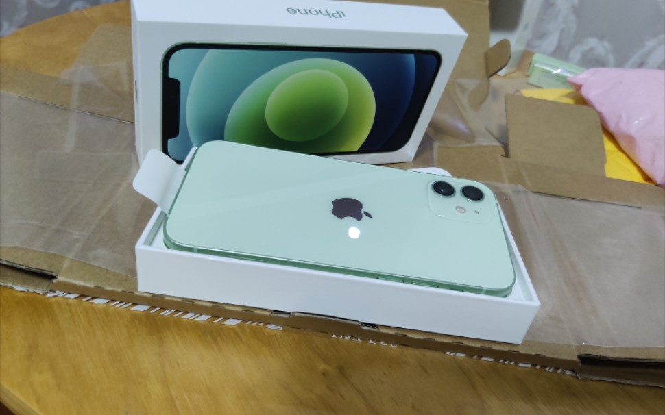 活动  >>夏日苹果绿iphone12开箱   618天猫官方旗舰店128g 5288 香不