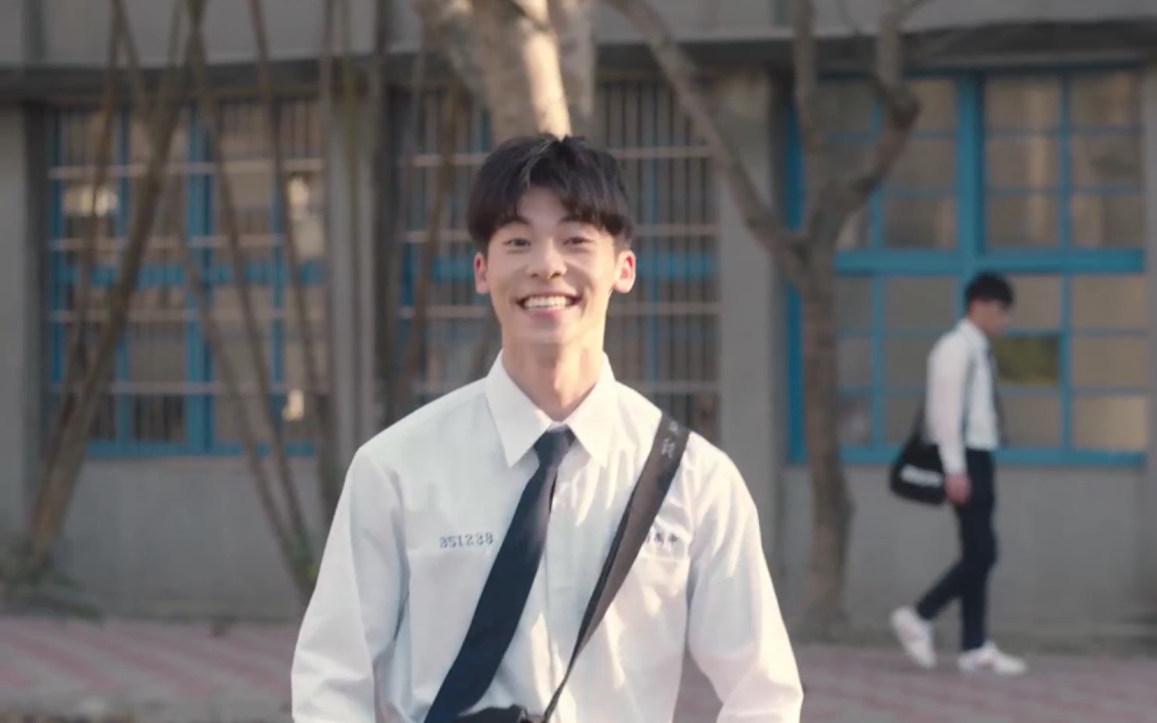 年度奇幻悬疑爱情爆款台剧《想见你》 最全视频解说(上)