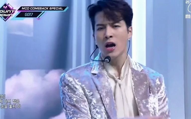 got7最新曲舞台首秀,帅气刀群舞惊艳视觉!个性不失艺术感