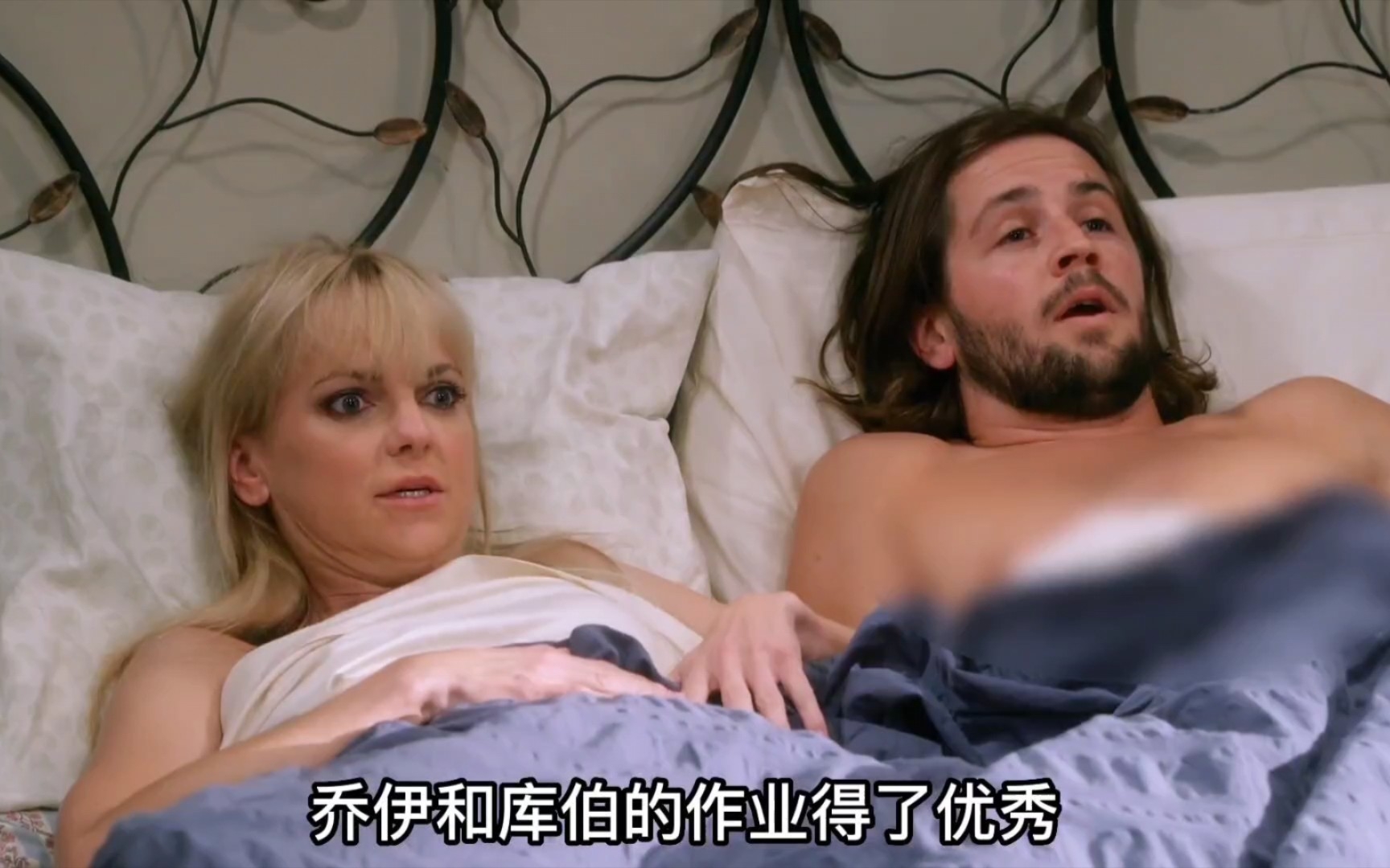 《极品老妈》第七十集  女人给同学介绍女朋友，没想到同学喜欢的人竟然是自己 #极品老妈 #美剧 #影视解说#宅家dou剧场