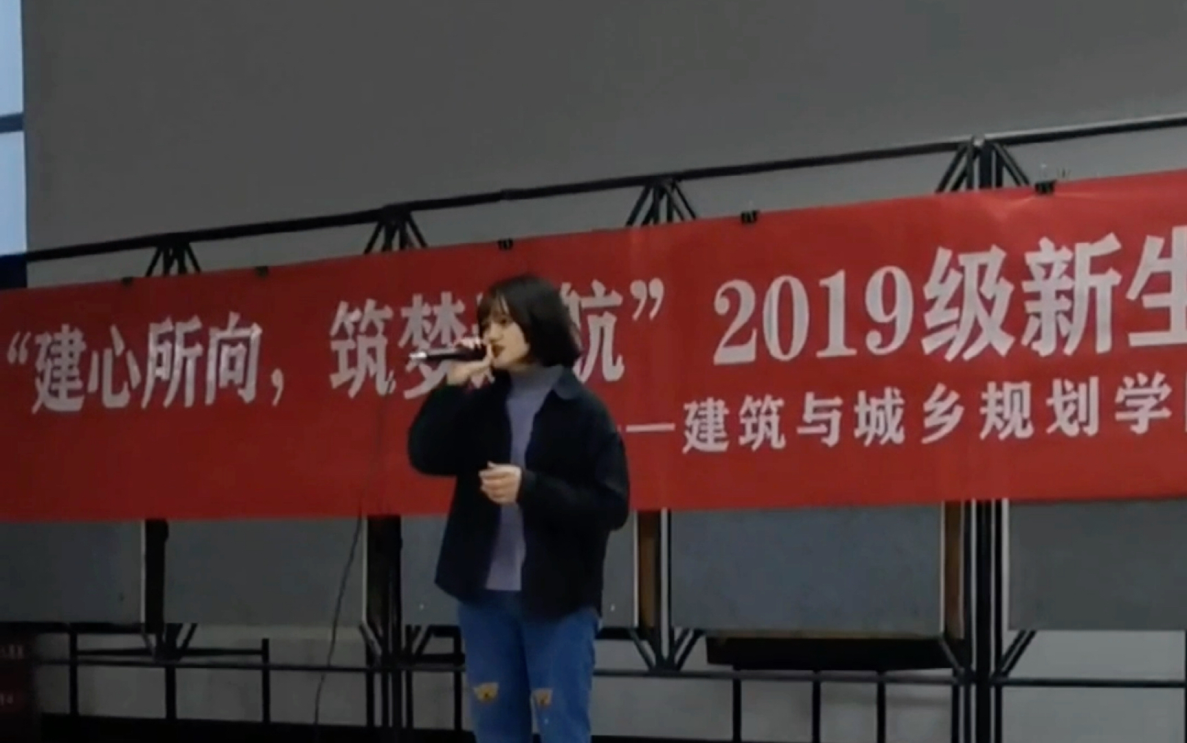 [图]翻唱张韶涵版本《阿刁》才艺大赛夺冠前的复赛曲目2019