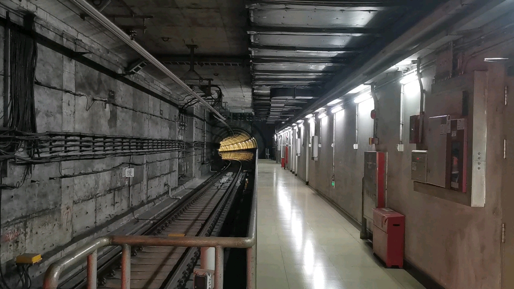 广佛线新车进桂城站