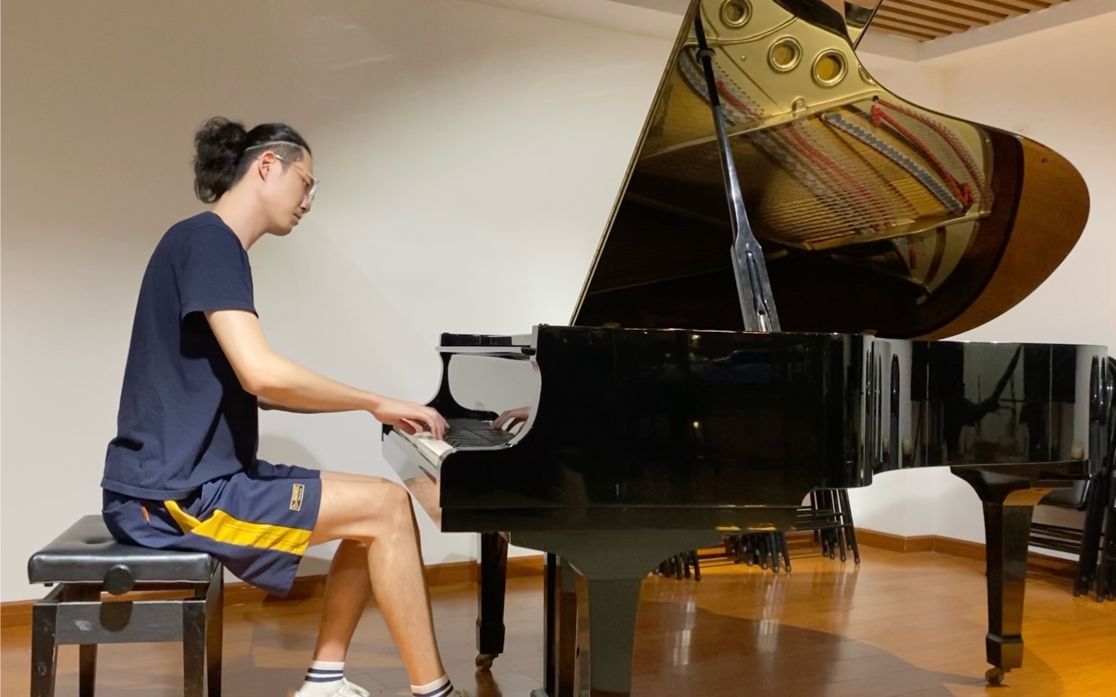 【钢琴】《浪漫田园》《回首》|杜宁武二十四首钢琴前奏曲_哔哩哔哩