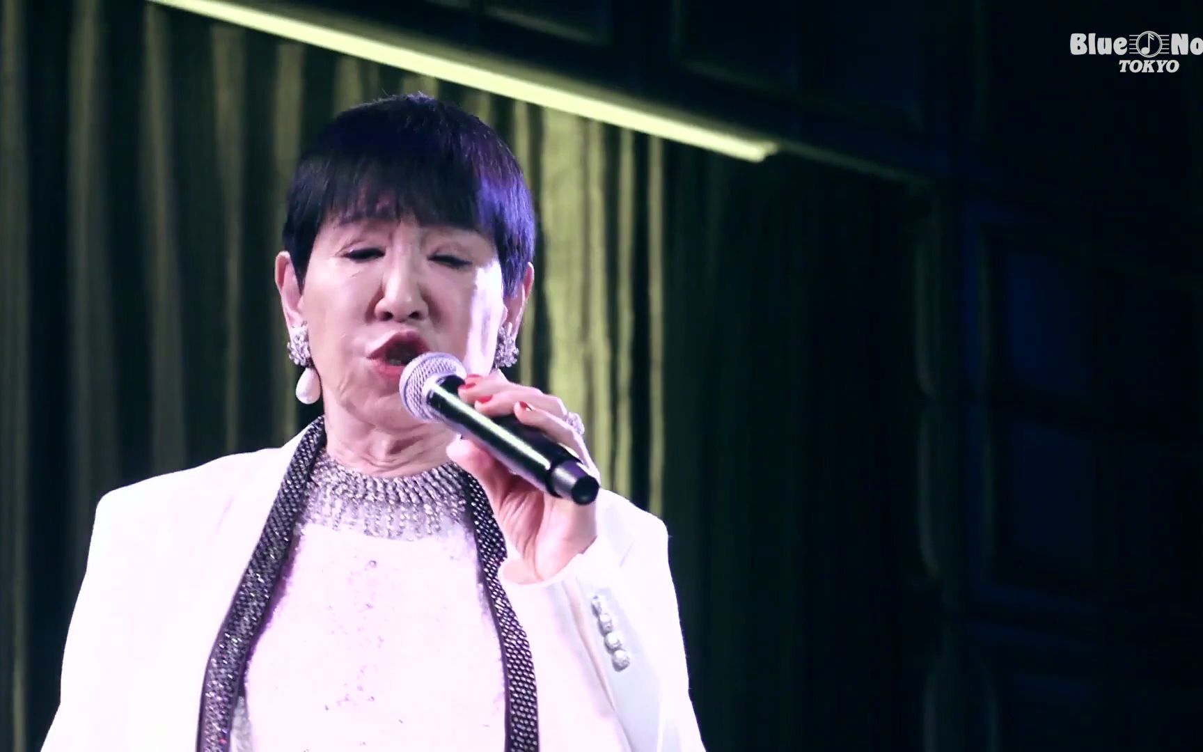 【71岁的和田秋子2021演唱会现场片段】和田アキ子 WADASOUL BLUE NOTE TOKYO Live Streaming 2021哔哩哔哩bilibili