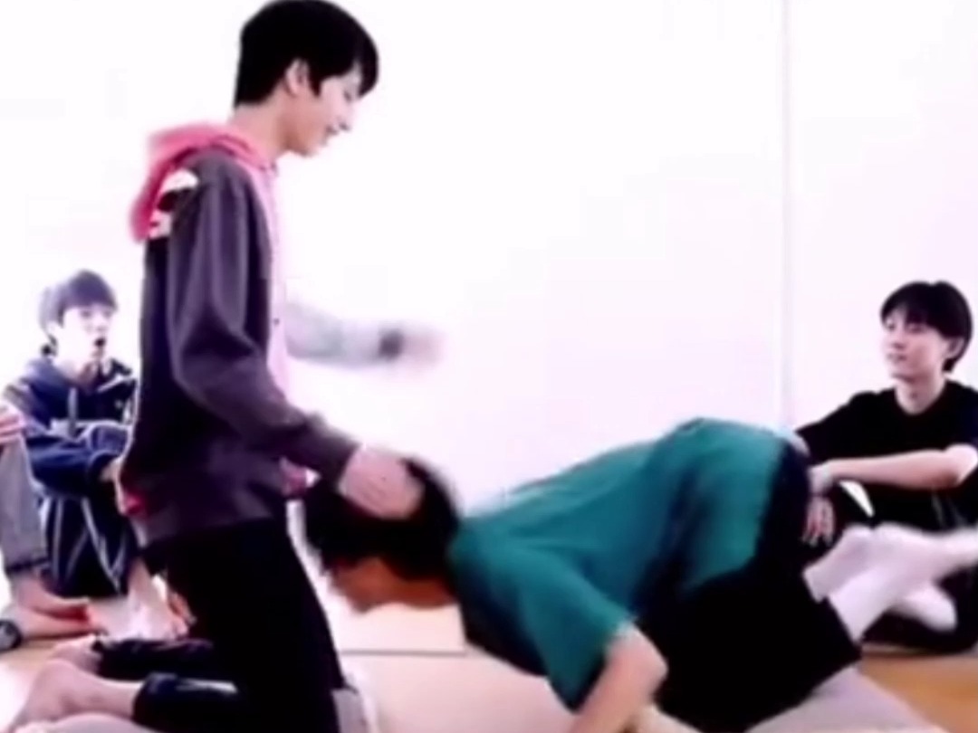 时代峰峻祖传推手游戏