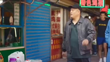 [图]让你看看什么叫酒神，你还敢说你能喝吗？