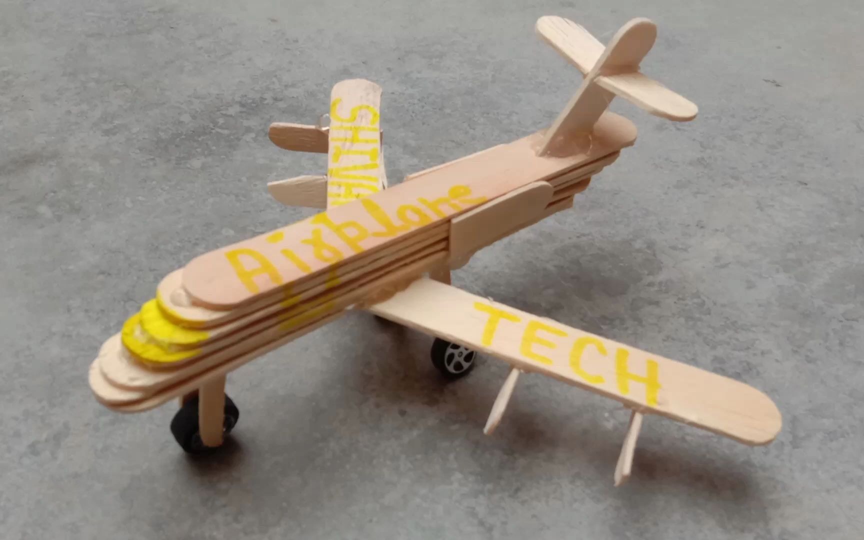 【玩具自己造】雪糕棒自制飞机