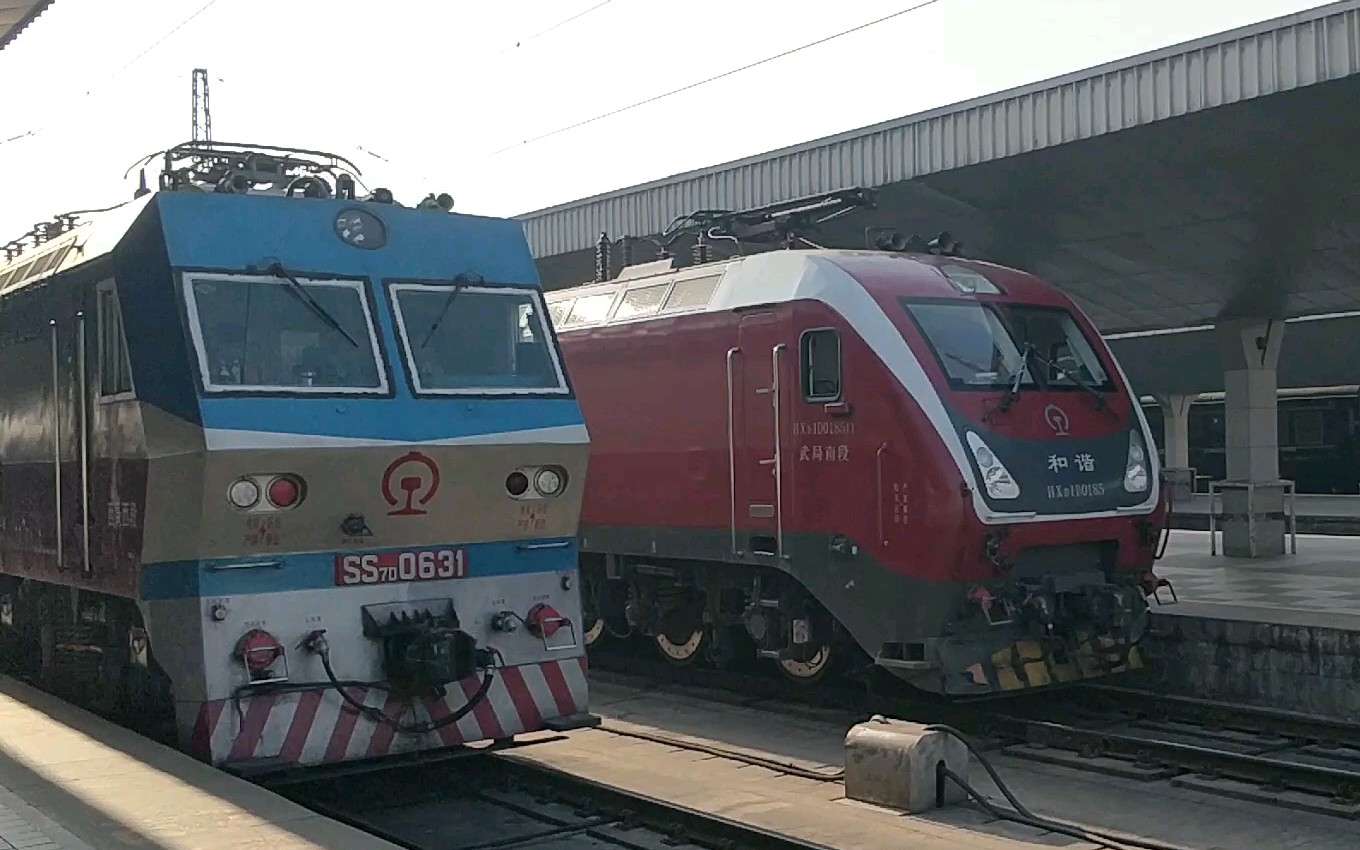 铁路随拍武局南段hxd1d0185牵引k390成都福州成都站正点始发