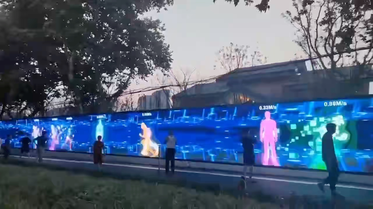 led户外陪跑屏,互动显示,可以网红打卡地,户外文旅设.