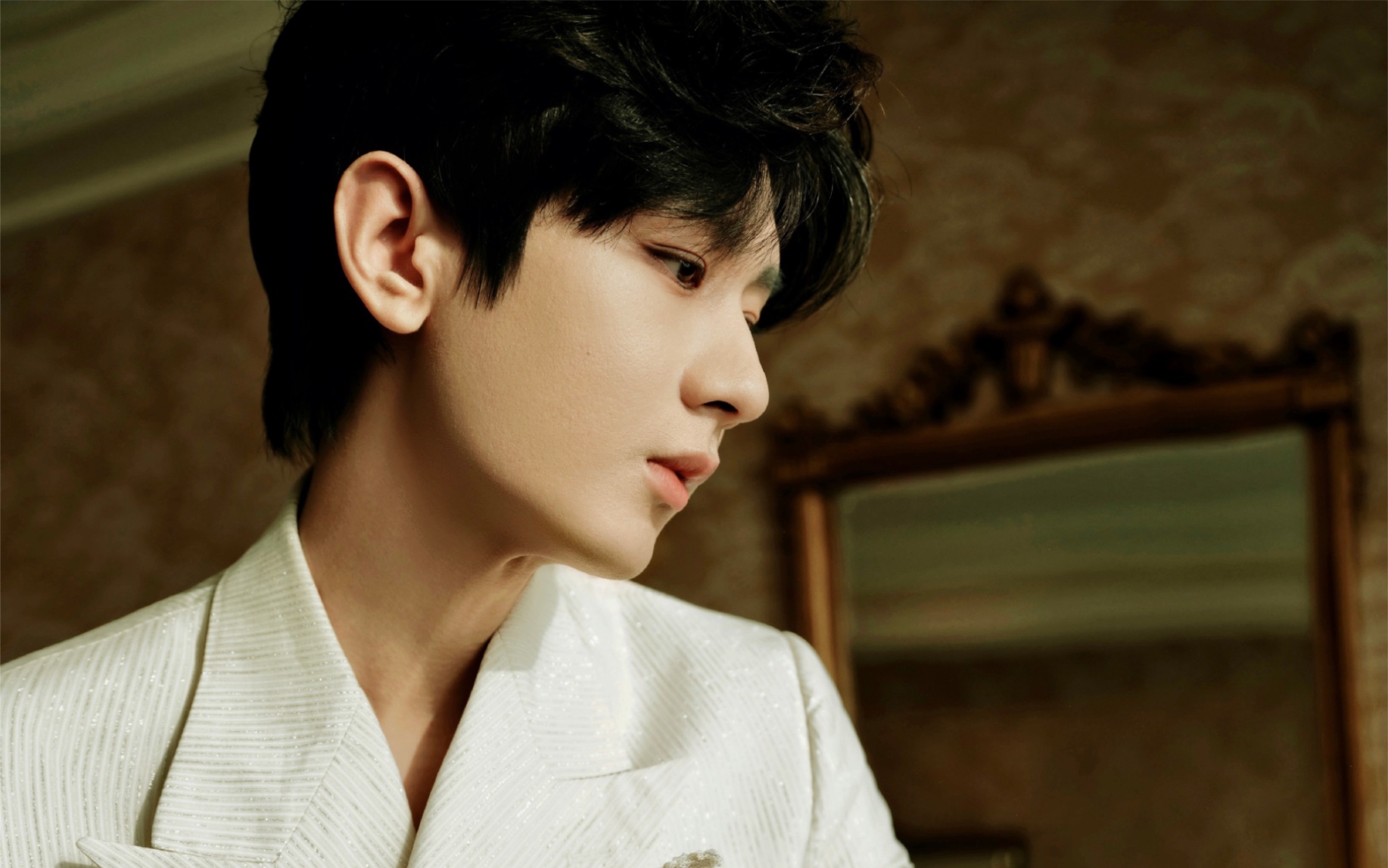 最适合成毅的侧颜杀