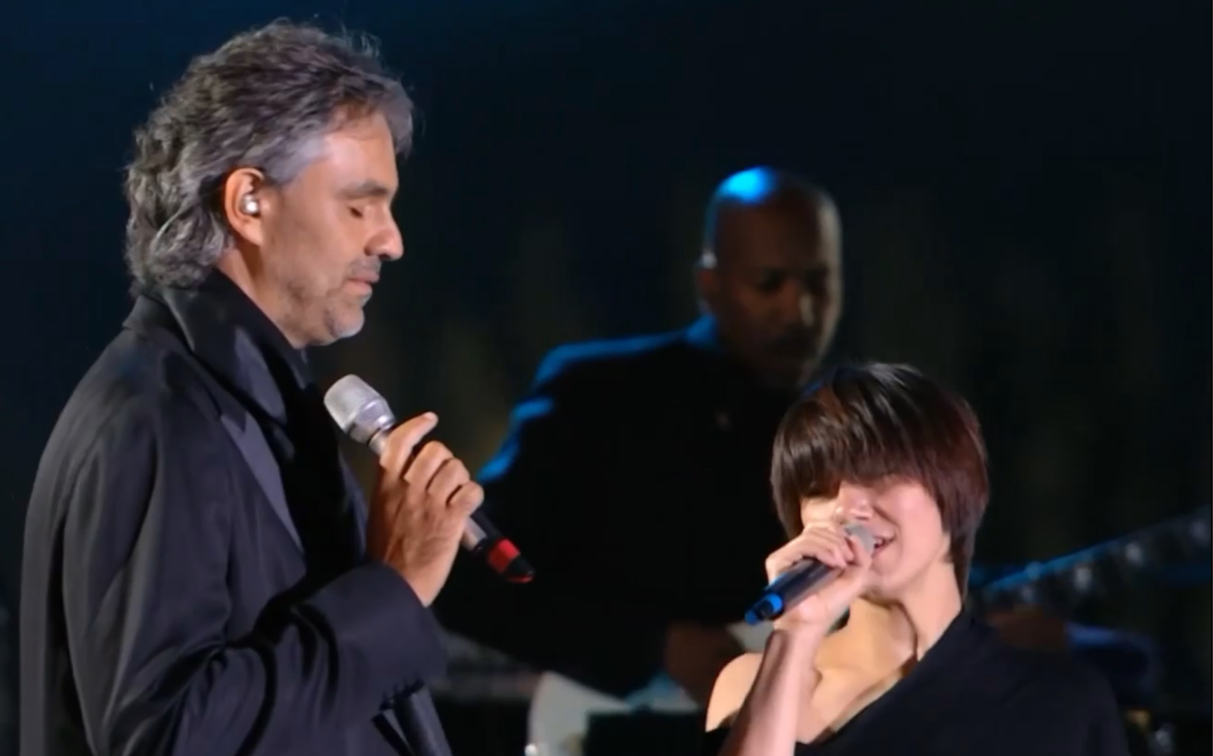 [图]【双语】【1080P】Andrea Bocelli - La Voce Del Silenzio（ft. Elisa）