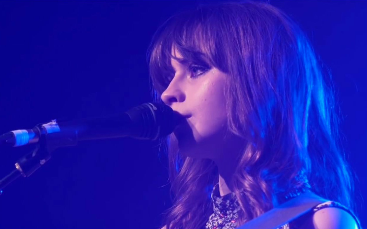 [图]Gabrielle Aplin - Space Oddity (Live at The Olympia)