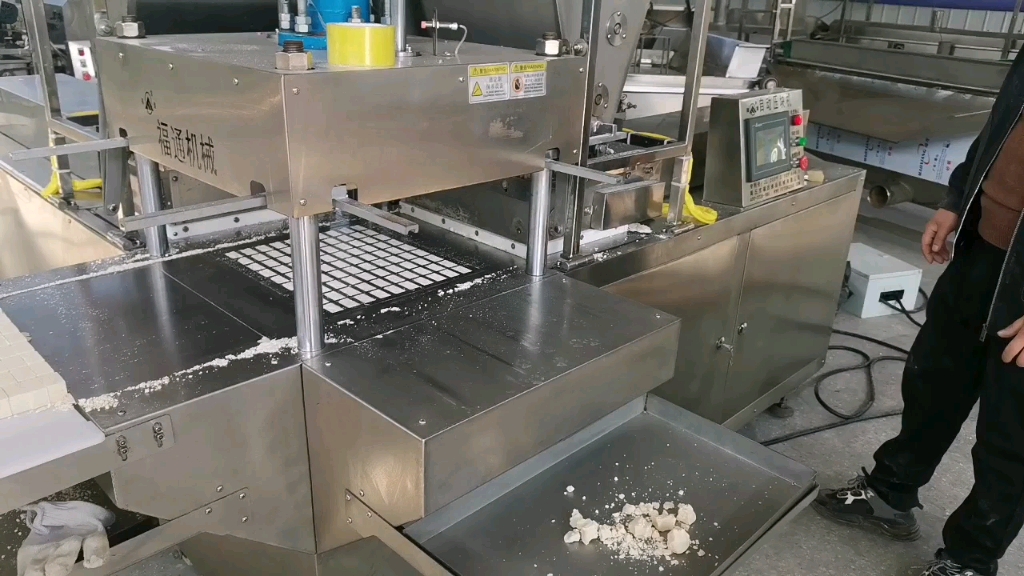 全自动米糕成型机器 成型硬实的八珍糕压块机 云片糕生产设备