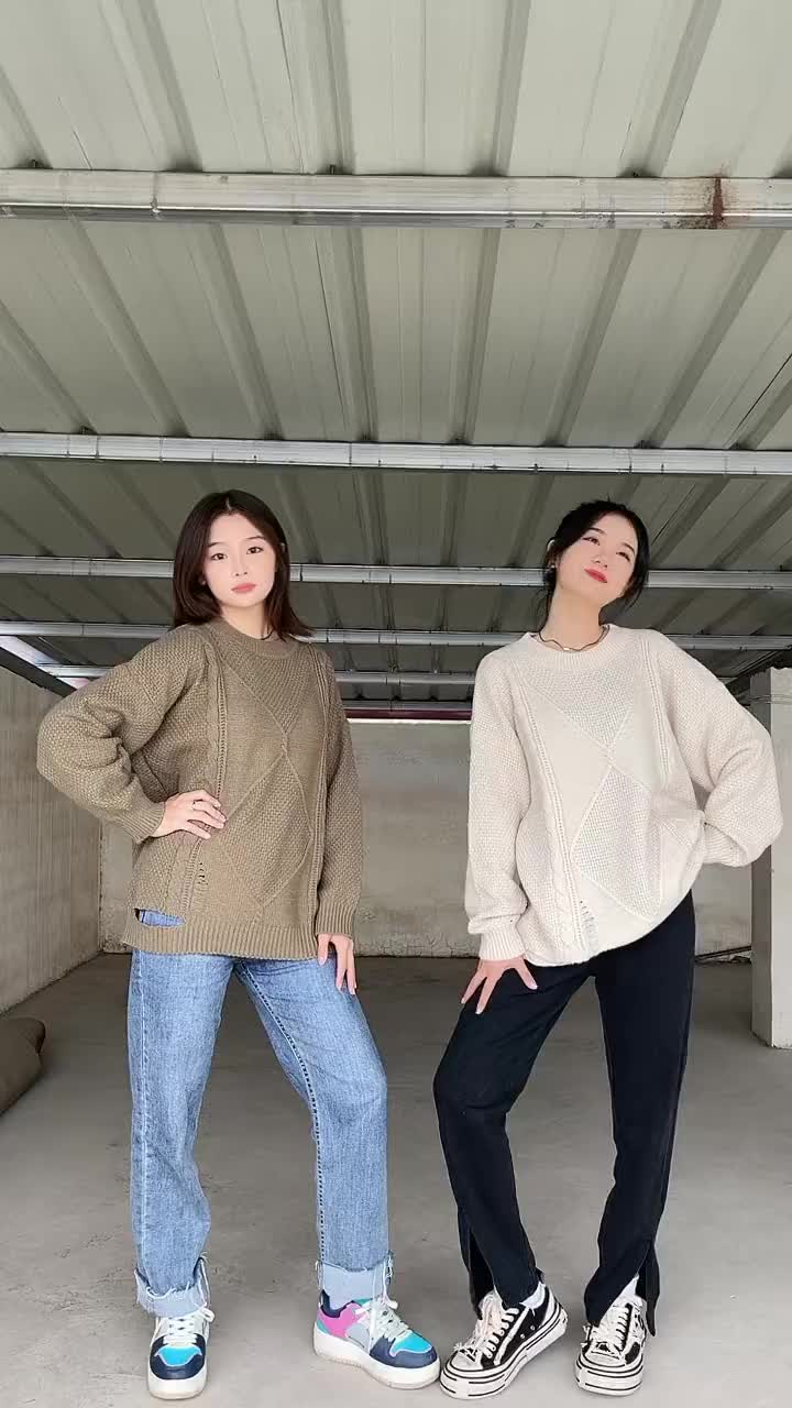 都说我们是亲姐妹像吗姐妹跳舞打糕舞我叫金旖旎