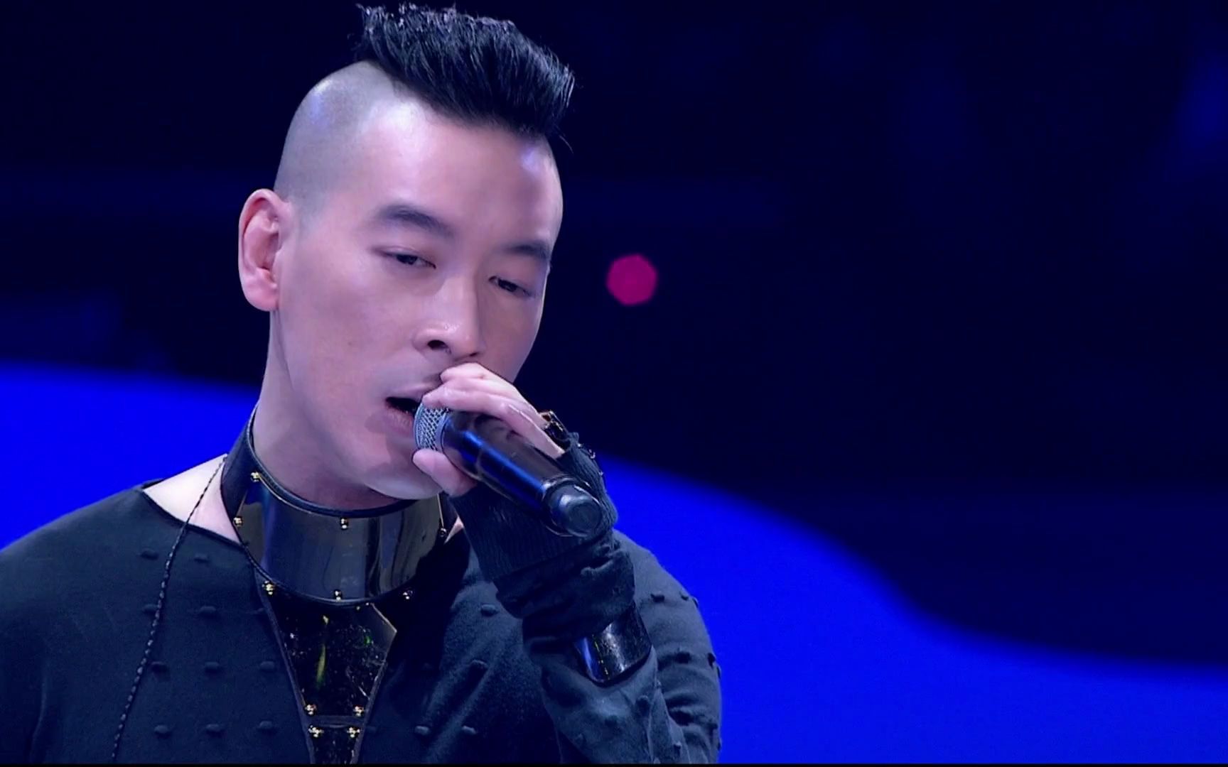 麦浚龙 - 耿耿于怀 (live)(concert yy 黄伟文作品展)