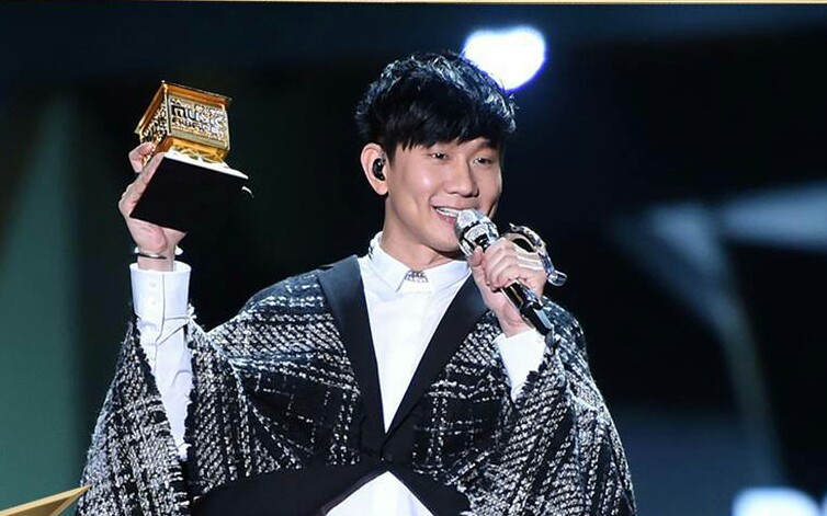 【林俊杰】2018mama演唱"伟大的渺小 大不为"live版(饭拍)_哔哩哔哩