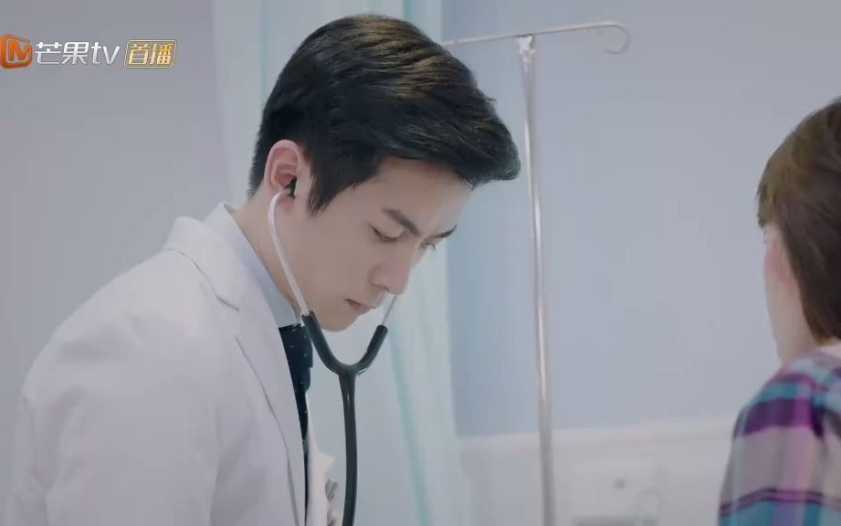 了不起的儿科医生邓子昂焦佳人第一集啊虽然知道是演戏但感觉真痛