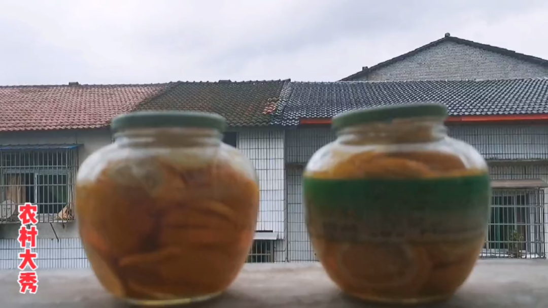 夏天最配的冷饮,自制柠檬蜂蜜水,养颜还瘦身.#蜂蜜柠檬碳酸水##蜂蜜柠檬苏打##美食#哔哩哔哩bilibili