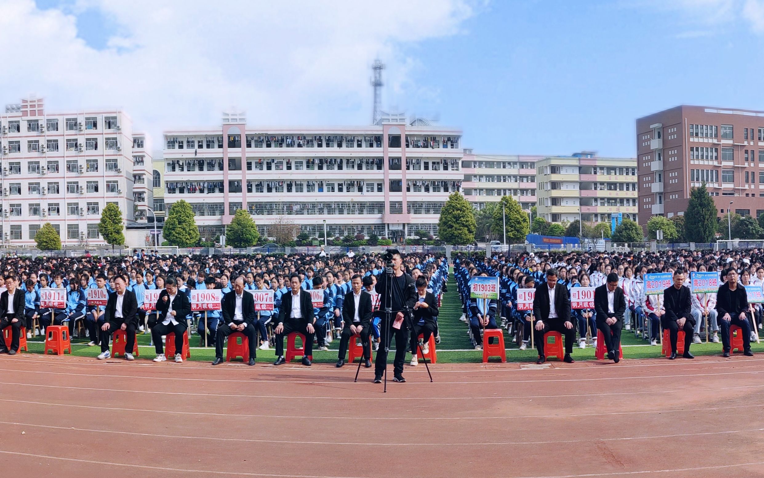 宁远三中庆祝建党100周年朗诵歌唱活动