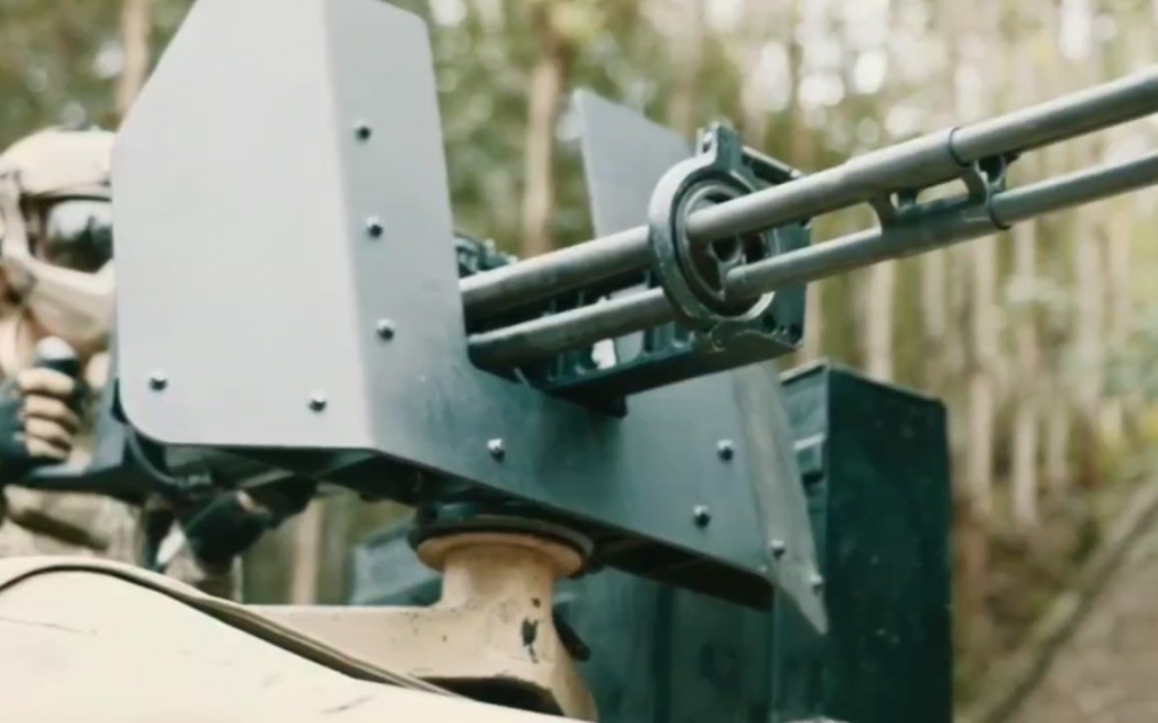 国产cs/lm5 12.7毫米转管机枪,实弹射击宣传片