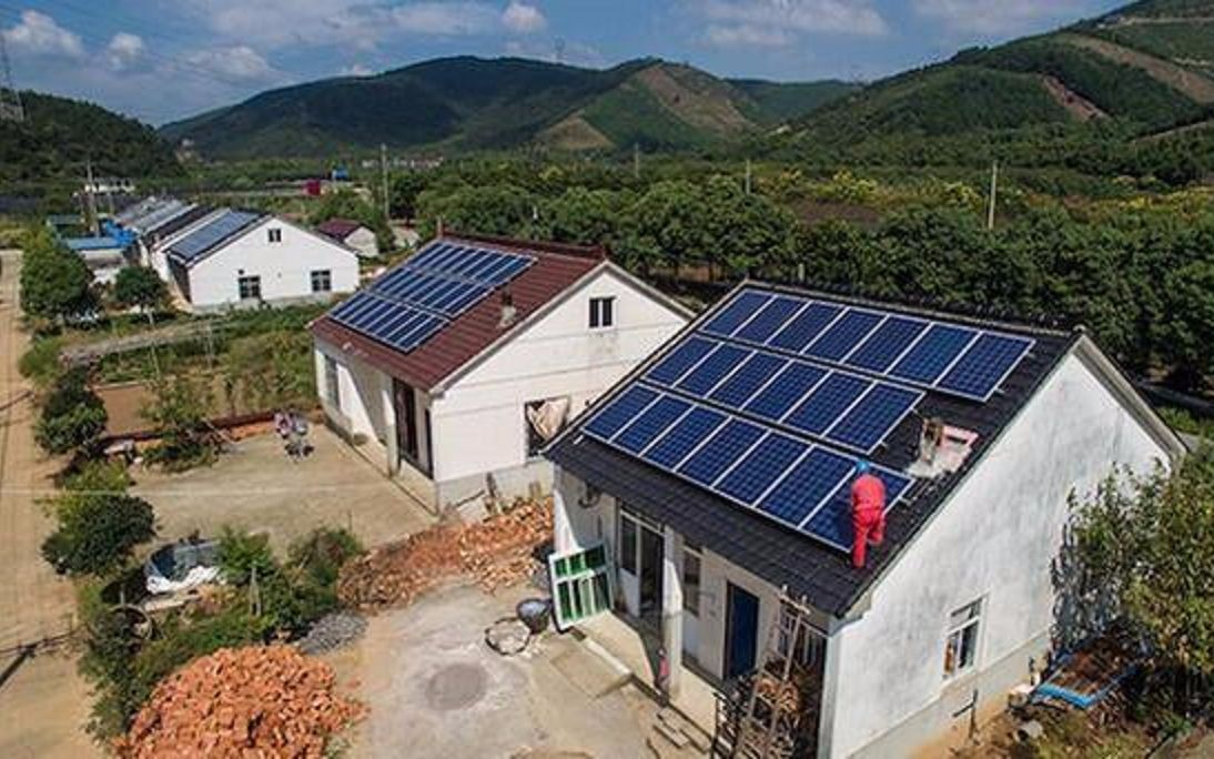 农村太阳能光伏发电系统多少年回本,事实数据看下赚了多少钱了