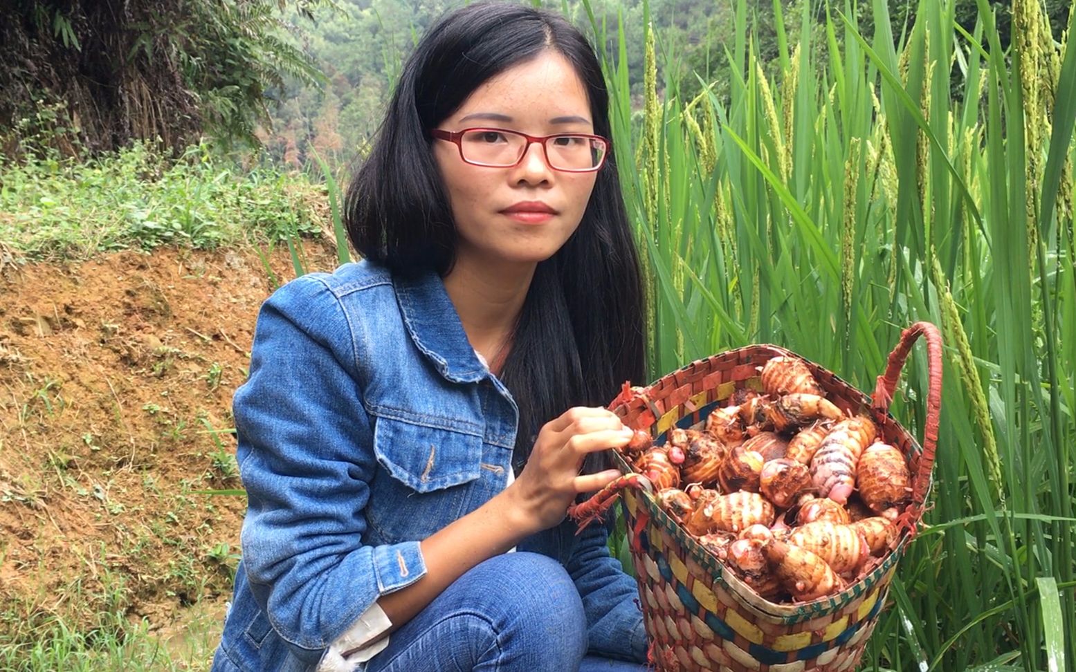 女孩直呼芋头太多啦!