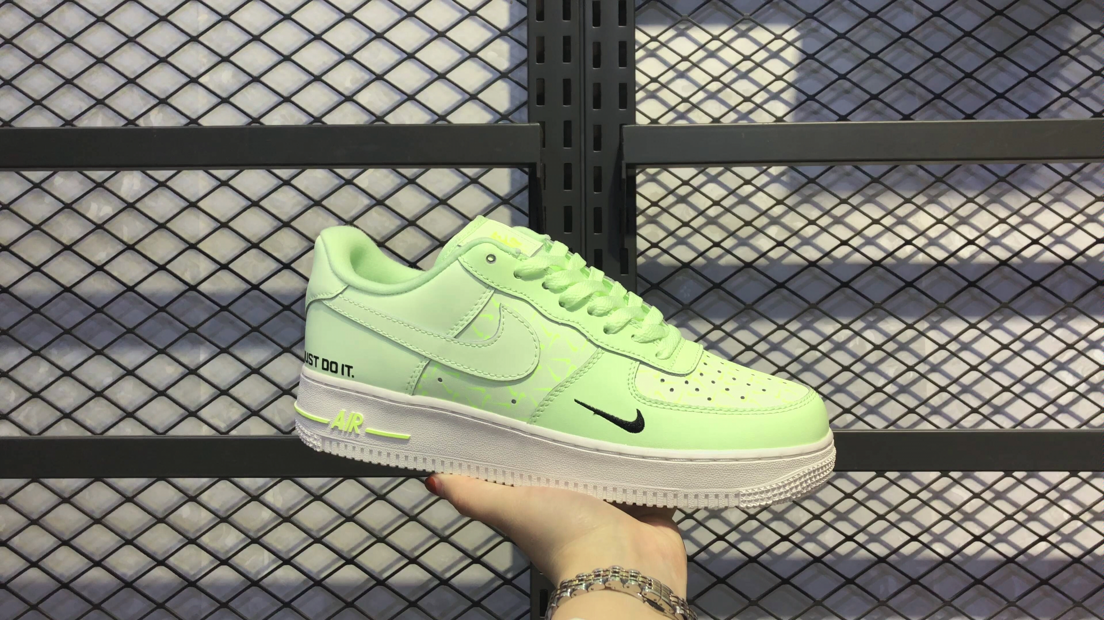 nike air force 1 low "just do it"牛油果绿 淡绿 空军一号低帮百搭