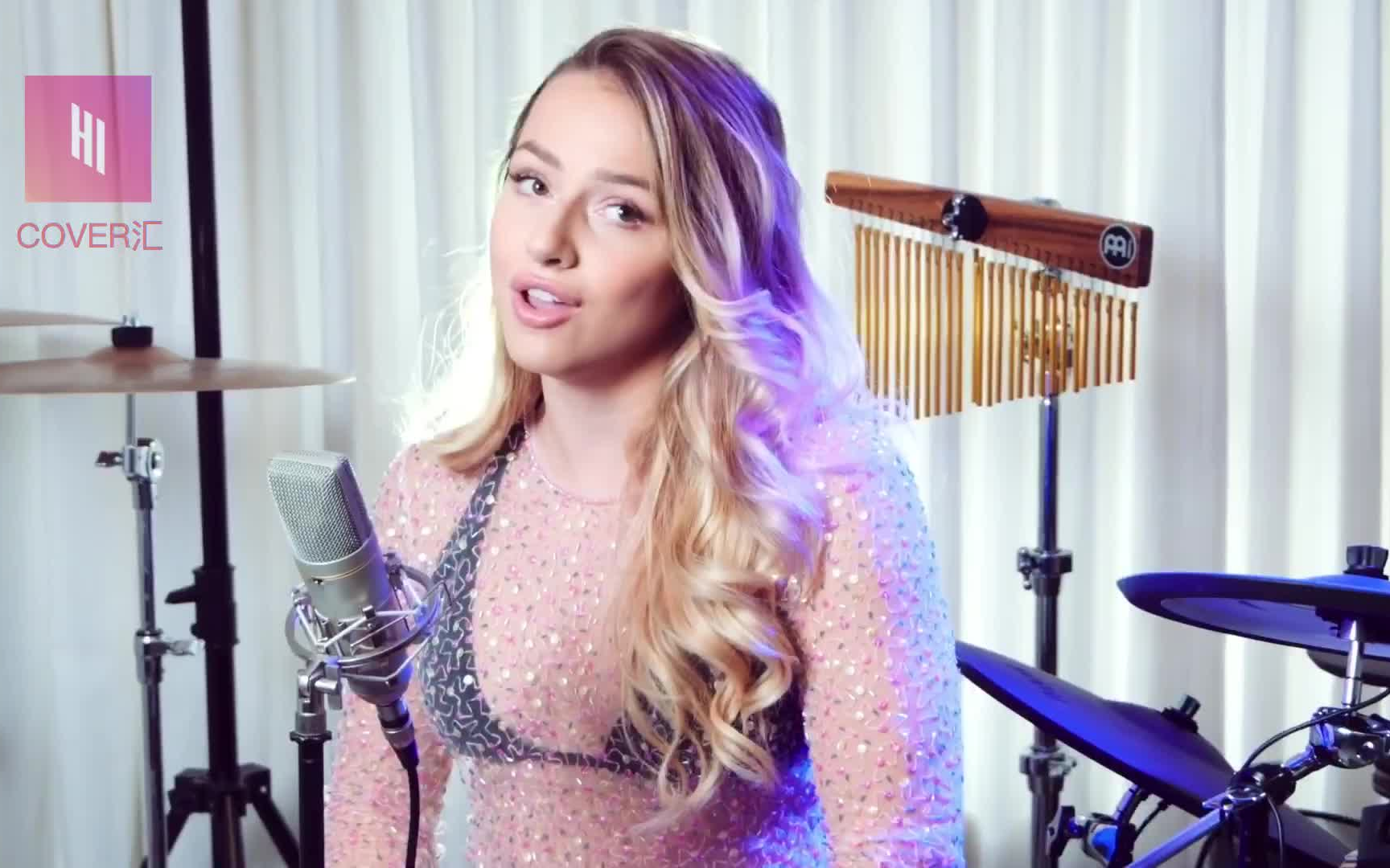 godisawomanemmaheesters原唱arianagrande