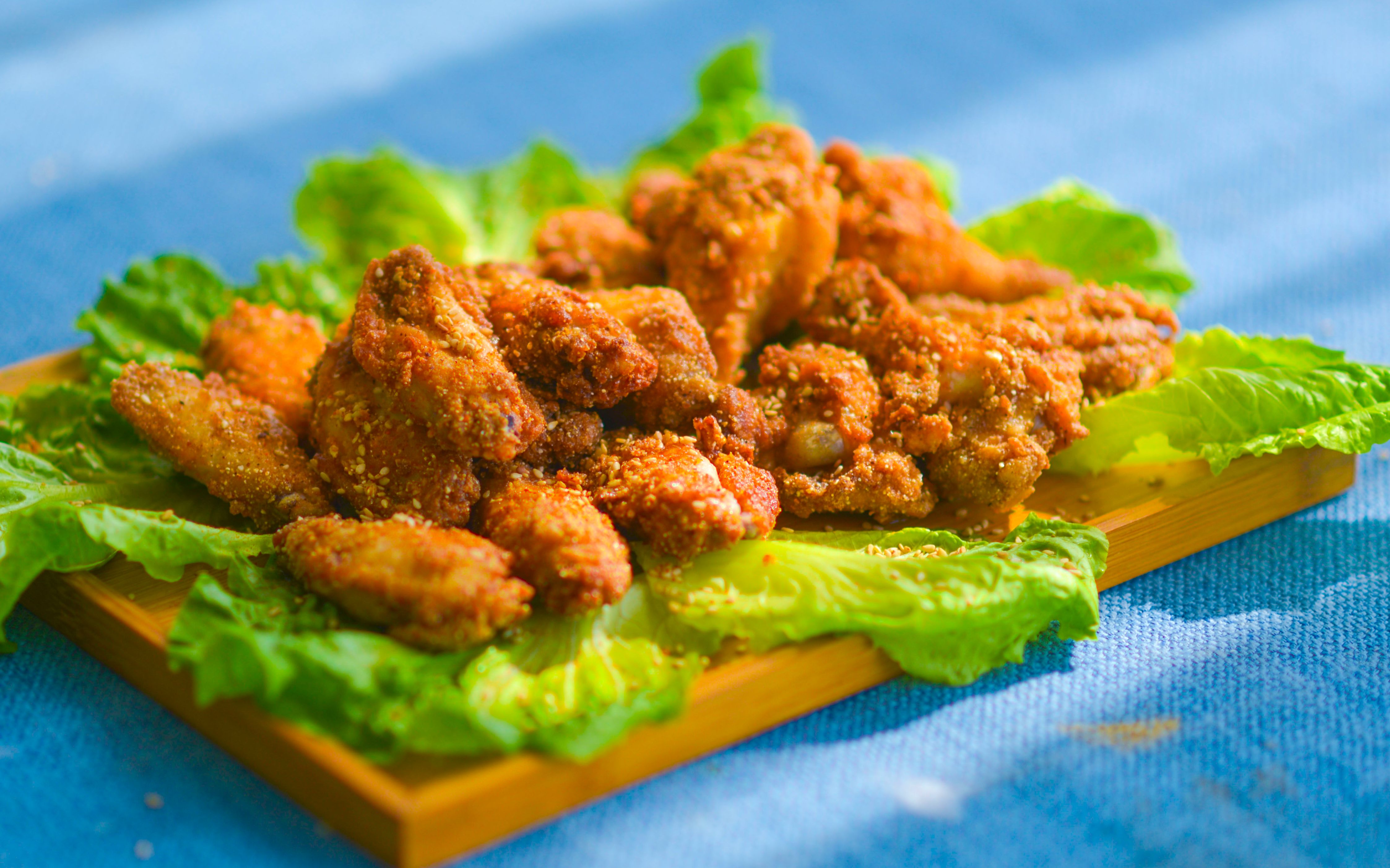 【炸鸡翅】吃一口就想吃完一整盘