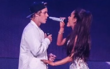 [图]Ariana Grande X Justin Bieber | Love Me Harder ( April 8th 2015)