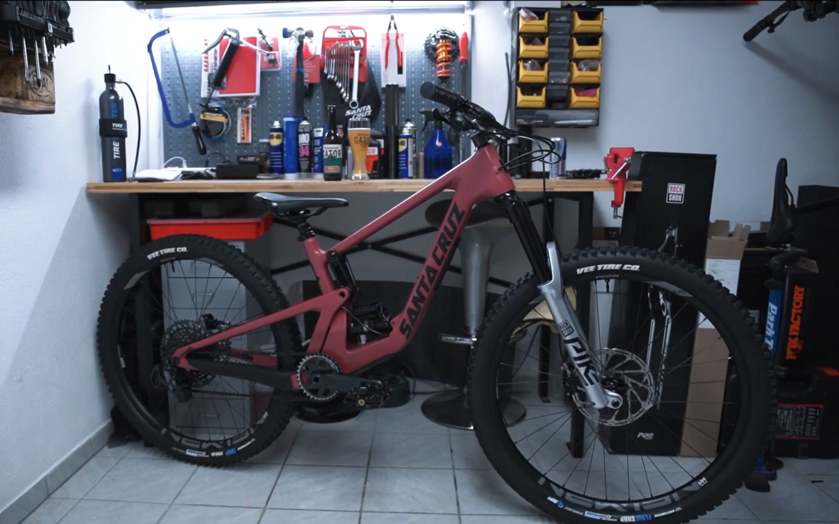 trail bike-santacruz 5010 v4 山地车装车视频(2021.4.12)