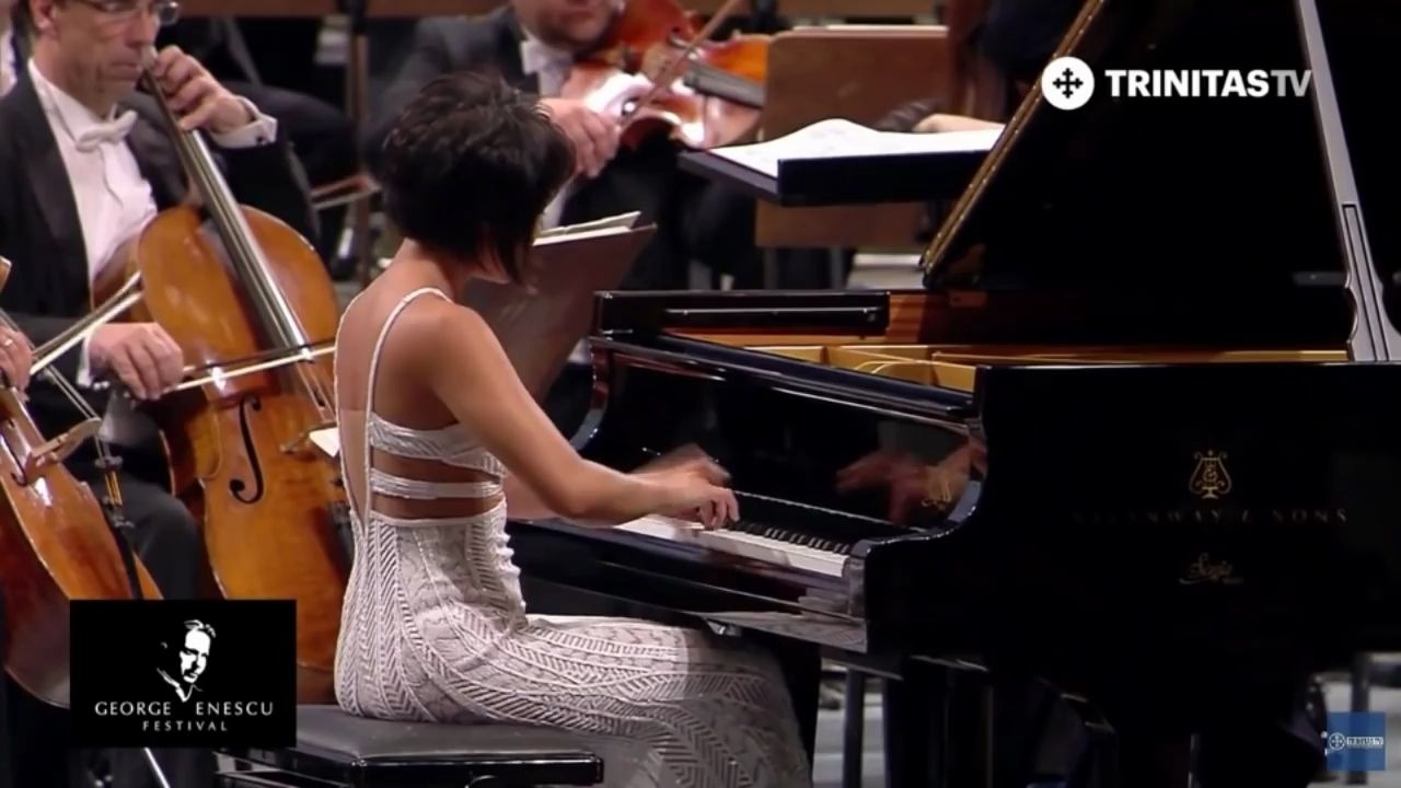 [图]拉赫玛尼诺夫 第三钢琴协奏曲 王羽佳演奏 Rachmaninov Piano Concerto No. 3 in D minor