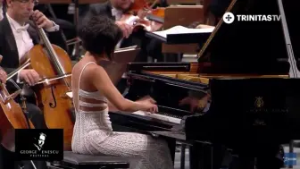 Download Video: 拉赫玛尼诺夫 第三钢琴协奏曲 王羽佳演奏 Rachmaninov Piano Concerto No. 3 in D minor