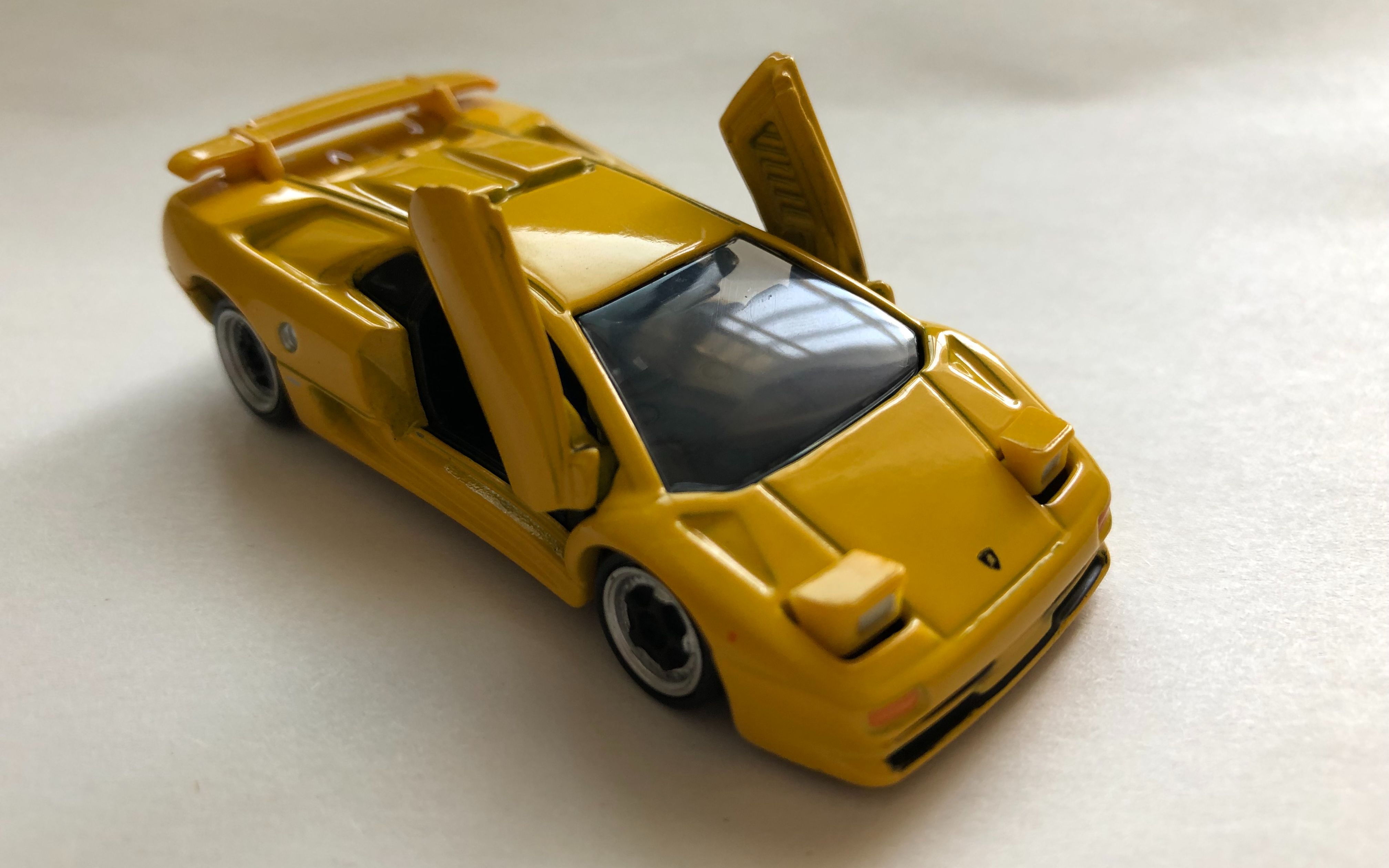 多美卡黑盒tp15兰博基尼