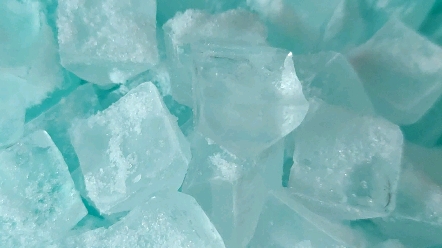 冰块冰块可爱的方冰块(有杂音外面在放烟花爆竹)影响不大,我自己戴