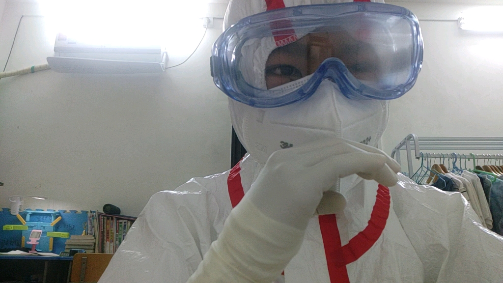 穿防护服戴个高邦无粉手套