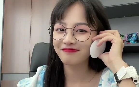 九亿男主播的噩梦 #鼻血女孩赤酱