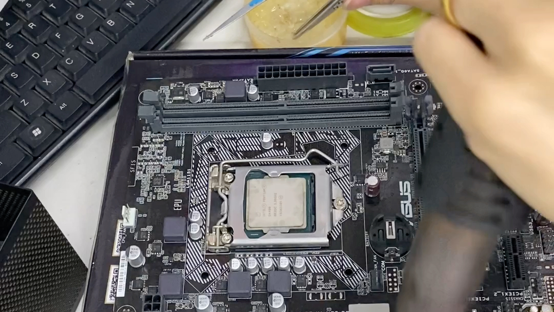 华硕h110主板维修