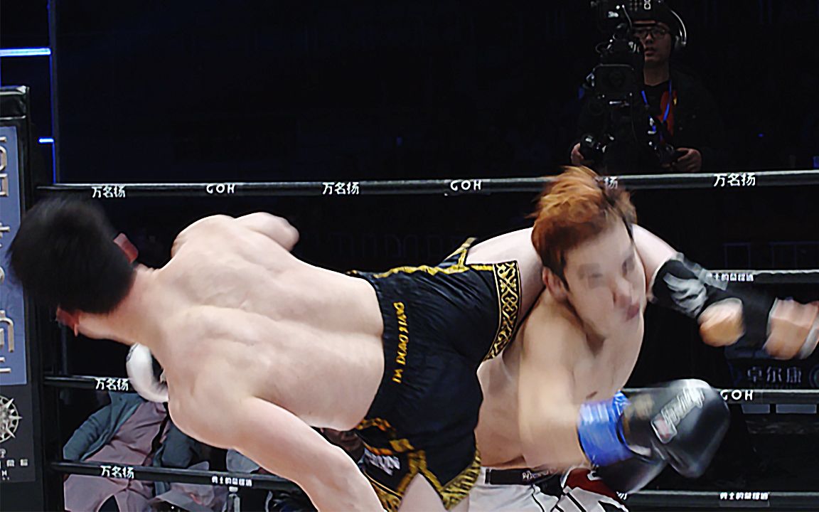 邱建良铁拳重腿升级别,一记神龙摆尾命中嘴巴ko日本王者吐血倒地_哔哩