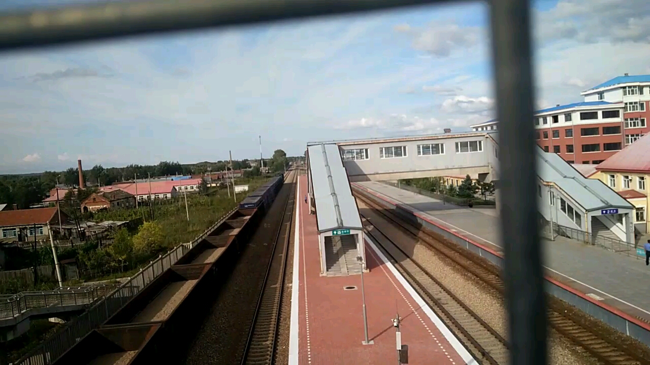 绥棱站火车站拍摄_哔哩哔哩_bilibili