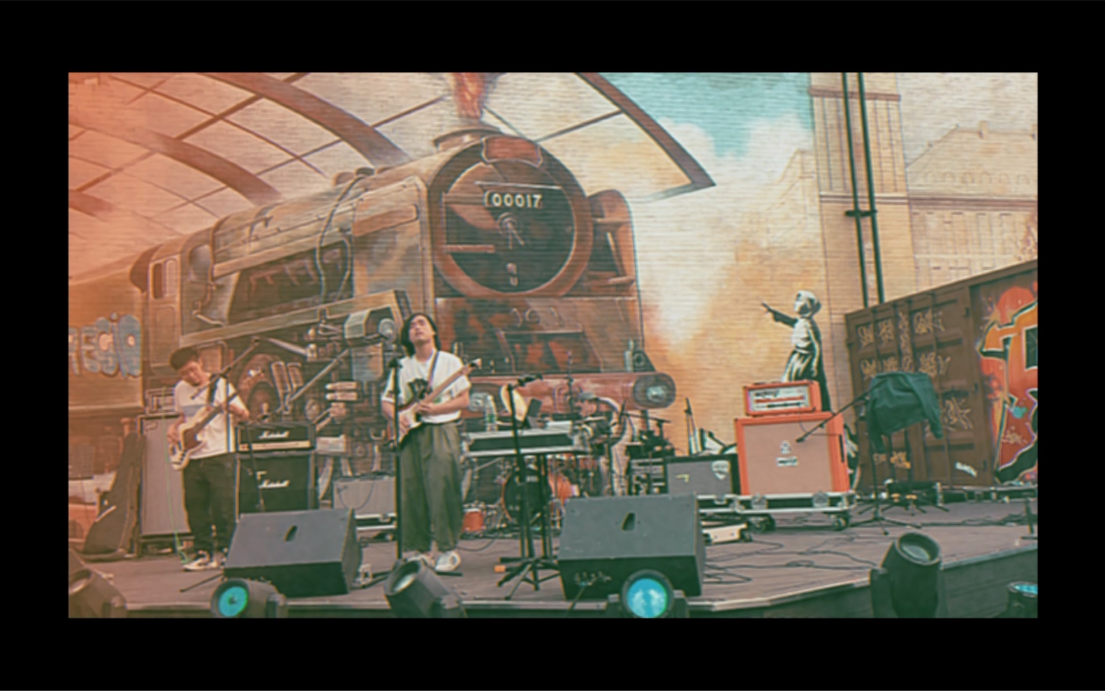 兔子山下音乐节前夕夜/结冰水-五味子-麻园诗人:)_哔哩哔哩_bilibili