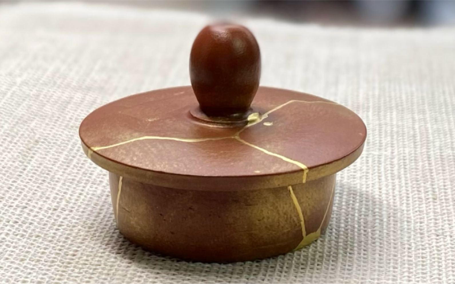 金缮修复 碎四瓣儿 小小壶盖