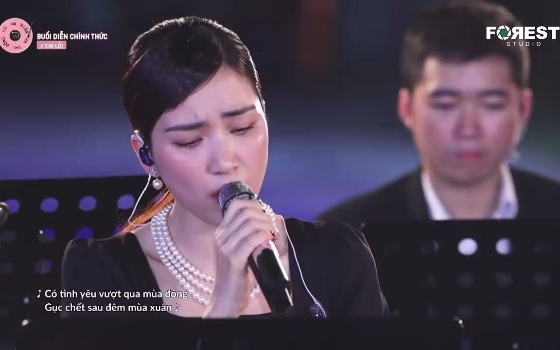 [图]越南歌曲 Xin Lỗi - Hoà Minzy x Bùi Công Nam tại XUÂN HẠ THU ĐÔNG RỒI LẠI XUÂN