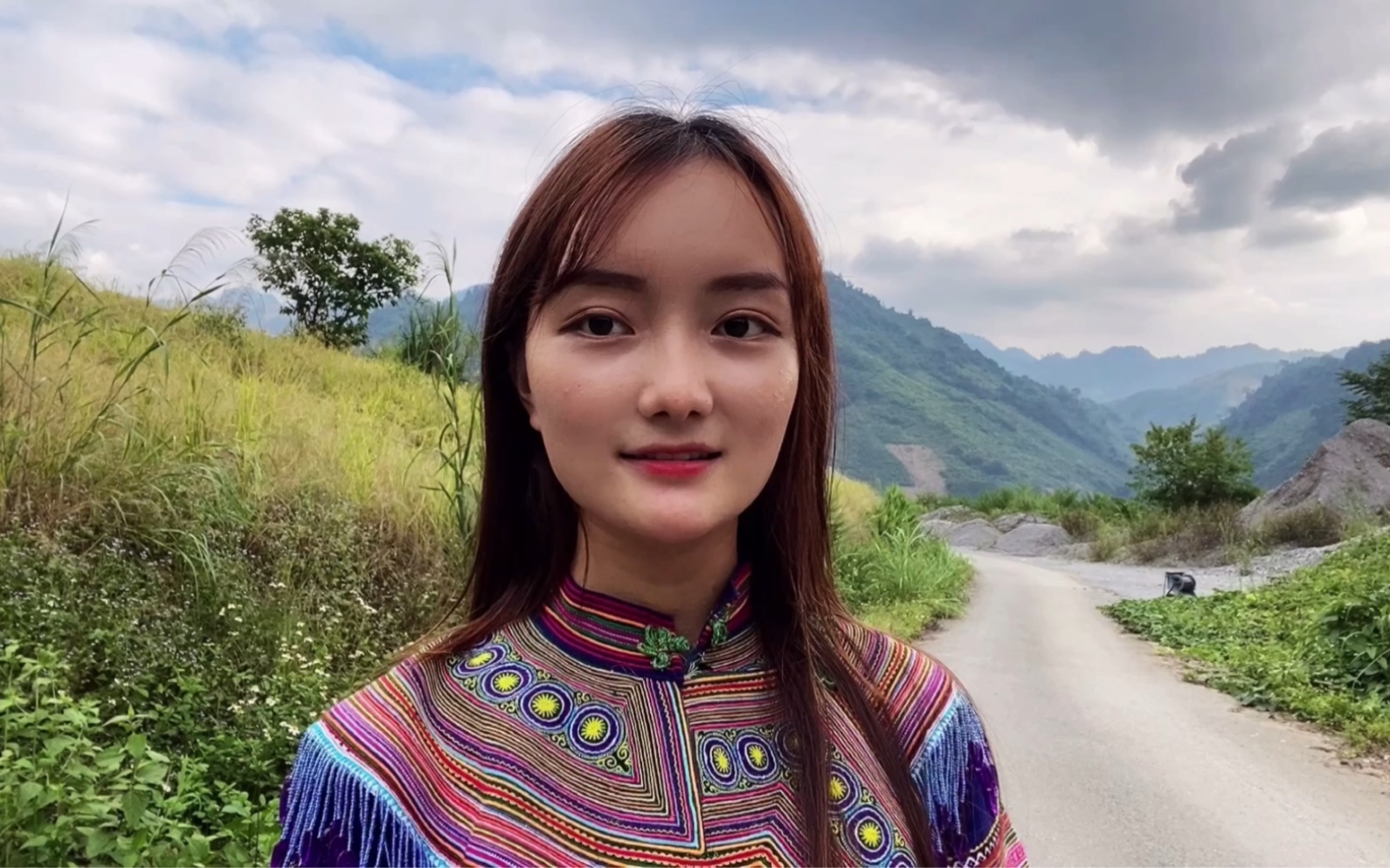 越南农村的阿姨会说中国话但是学中文的越南女孩听不懂说的是中国哪里