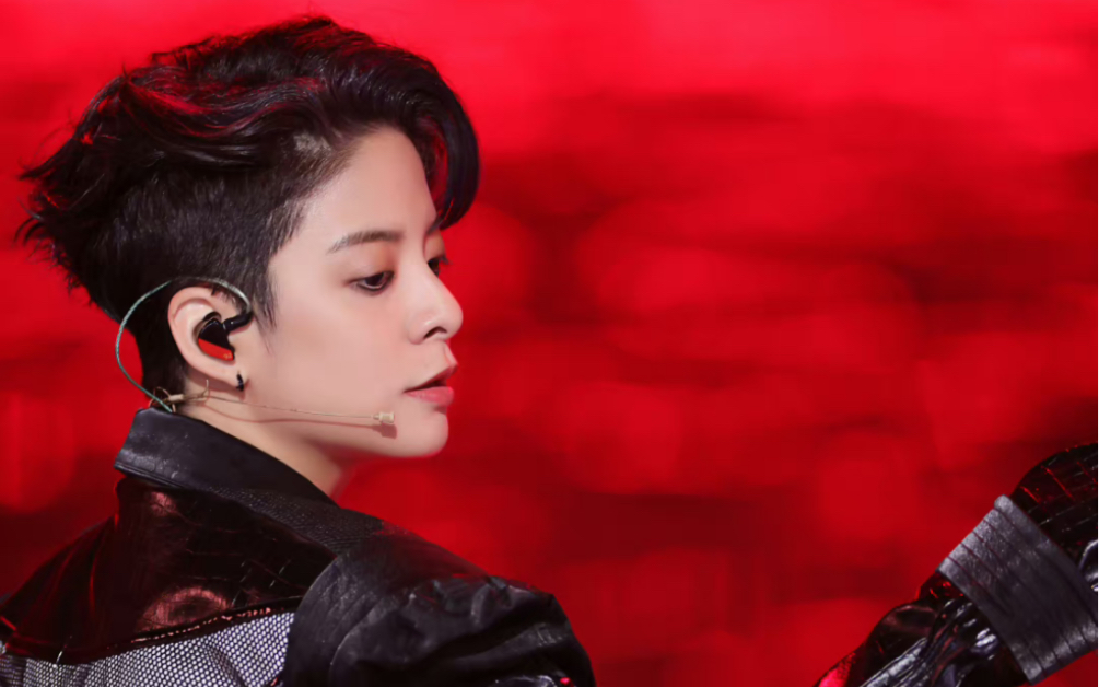 浪姐4 problem一公舞台|刘逸云amber伪直拍 真是服了这节目吃掉所有