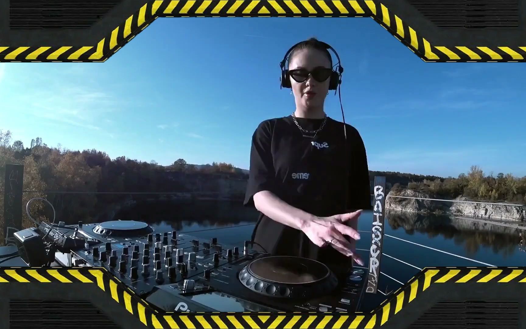 dj打碟(电子音乐)电音云蹦迪之- justri