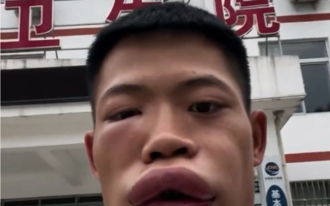 大家好!我叫王灿 (15)