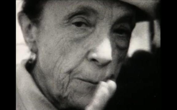 【法语生肉】LOUISE BOURGEOIS une vie  路易丝ⷮŠ布尔乔亚:一生哔哩哔哩bilibili